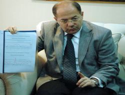 ‘Bir bardak suda fırtına koparıyorlar'